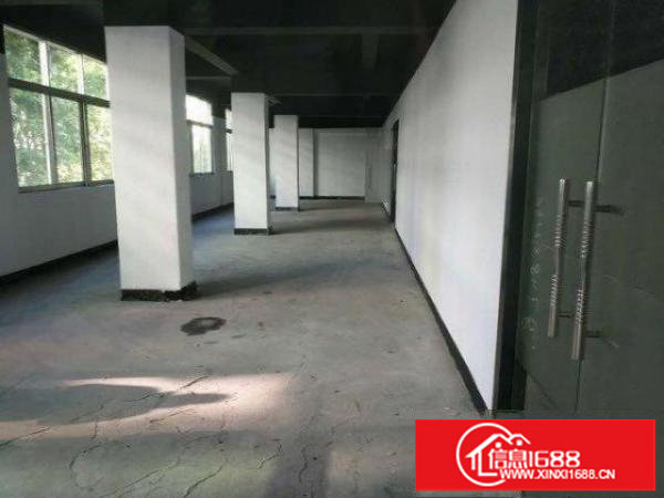 坂田五和地铁站厂房200平米