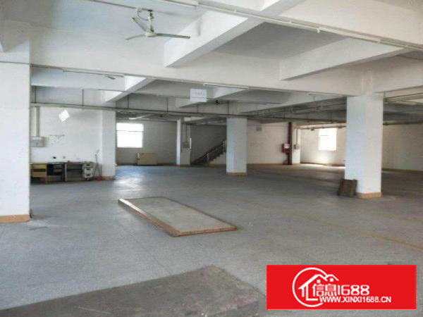 石岩洲石路新出楼上1100平厂房,有红本