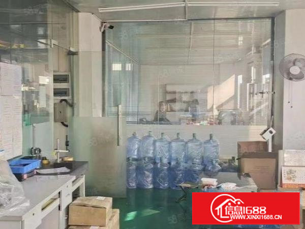 长安乌沙新出现成注塑车间1300平方厂房出租,精装修