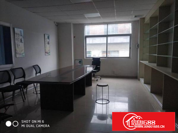 原房东长安厦岗福海路700平厂房出租水电齐全电子仓库