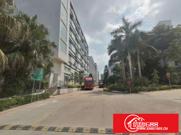 观澜福民润塘工业区新出楼上1000平方带精装修大小可分出租!