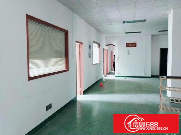 急龙岗龙城广场地铁附近一楼厂房750平米带装修