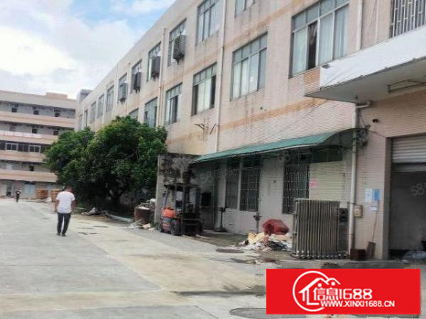 平湖华南城西门旁独院厂房7600平方出租,可分租,可办环评!