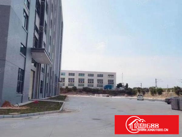 长安镇新出全新重工业厂房，每层2980平方一楼高度6.5米
