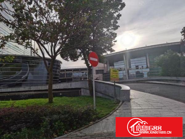 坂田华为地铁口电商园,200平1000带装修办公研发外贸等