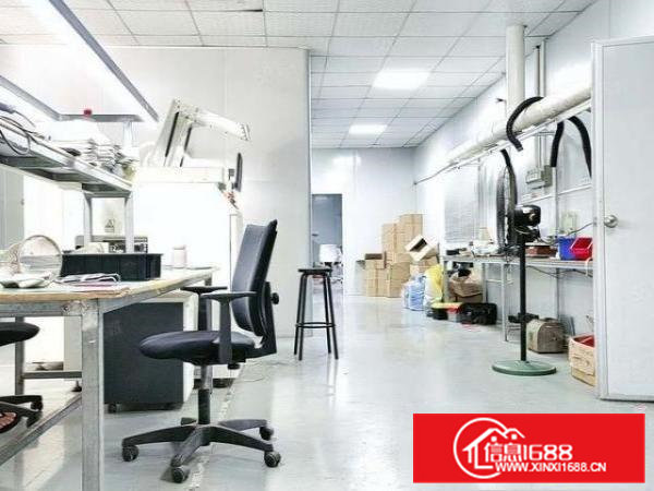 凤岗五联楼上一整层2000平方厂房出租,带精装修办公室可分租