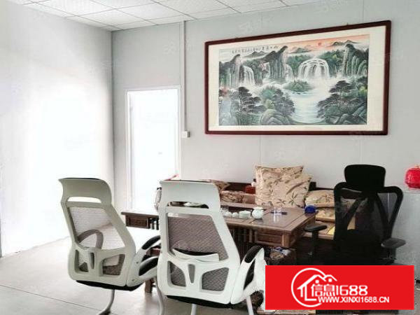 凤岗五联楼上一整层2000平方厂房出租,带精装修办公室可分租