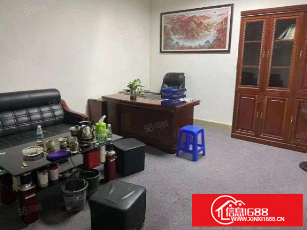 观澜福民地铁口楼上新出1385平方带无尘车间大小可分出租!!